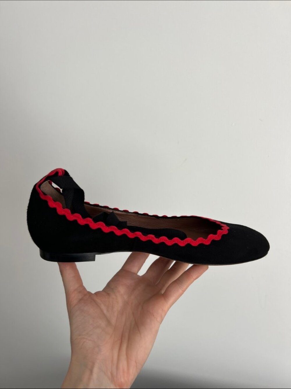 Tabitha Simmons Daria Black Suede Red Ballet Flats Made in Italy EU 37.5 /US 7.5